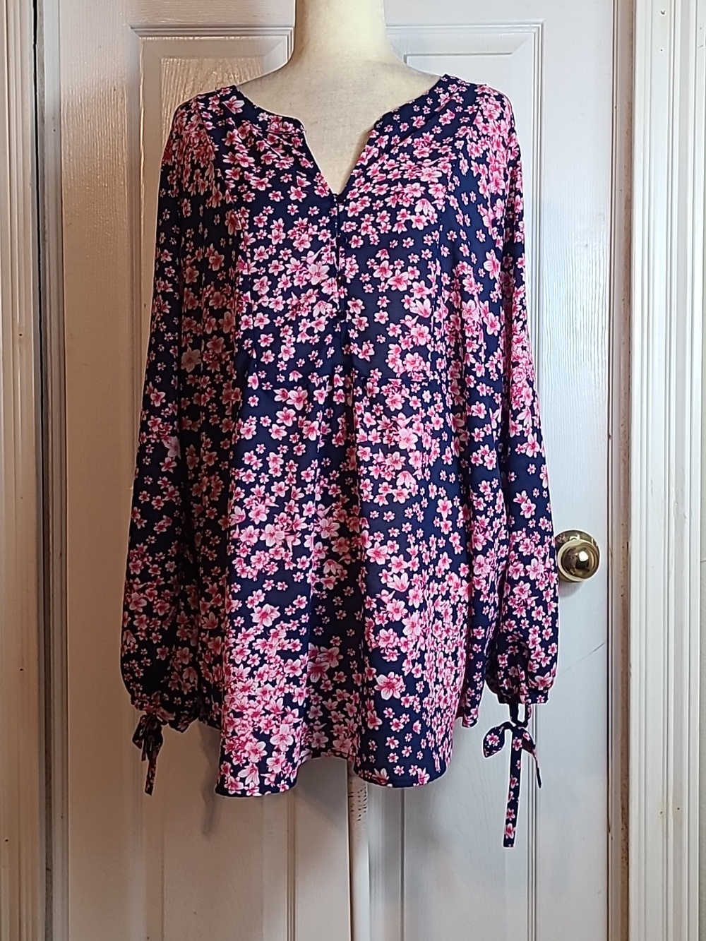 Liz Claiborne Cherry Blossom Blouse